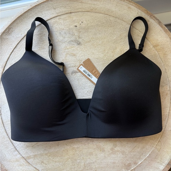 SKIMS Classic Black Bra WIRELESS FORM T-SHIRT DEMI BRA | ONYX × 1 - Picture 1 of 2